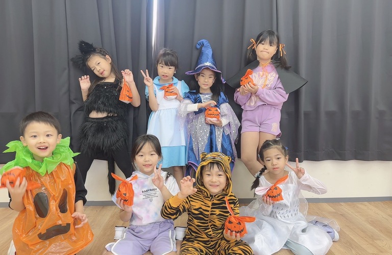 キッズのクラスをご用意 | 埼玉のダンス教室ならYG8 DANCE STUDIO