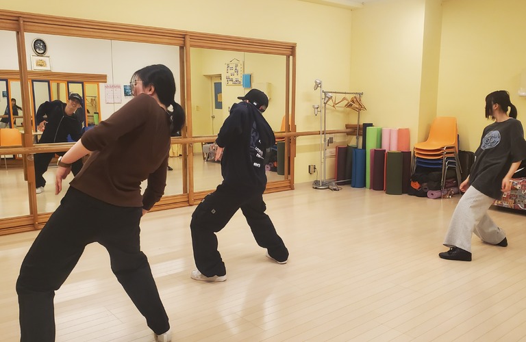 西川口で初心者の方でも通えるダンス教室｜HIPHOPダンスが受講できるYG8 DANCE STUDIO